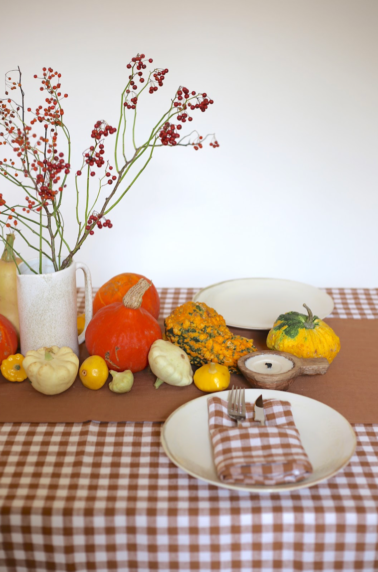 Linen tablecloth in Cinnamon gingham