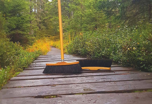 House broom horsehair black