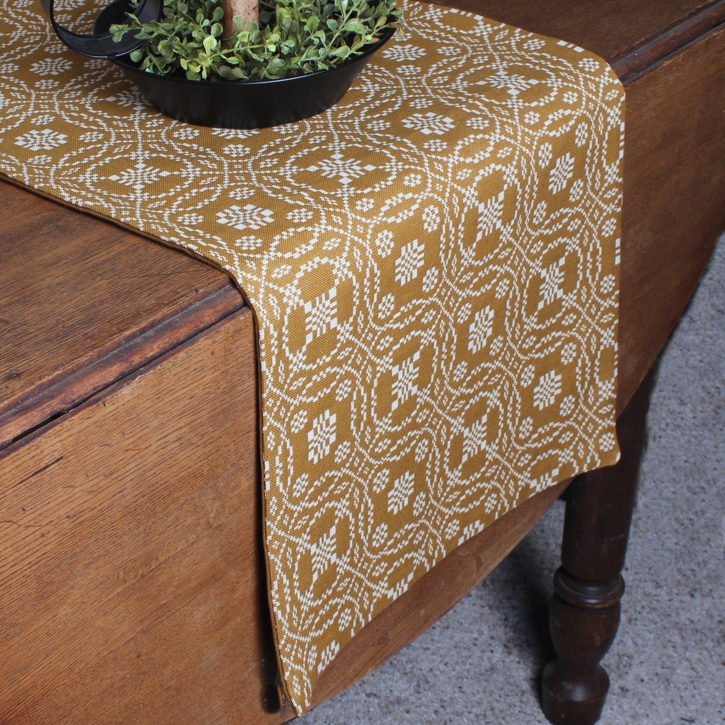 Lover's Knot Mustard Table Runner