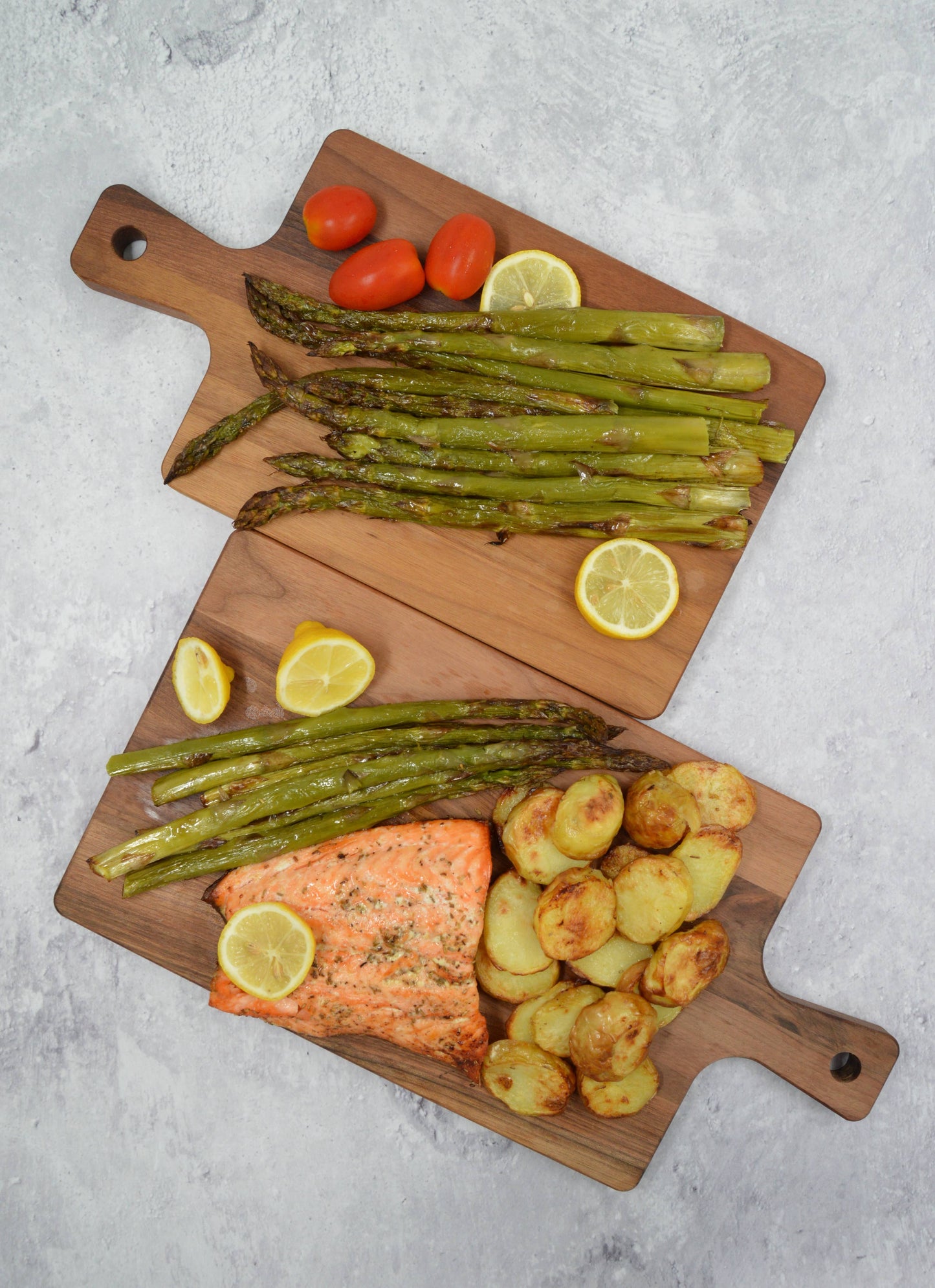 Standard wooden board with handle, tapas board, cheese board (Option to Personalize)