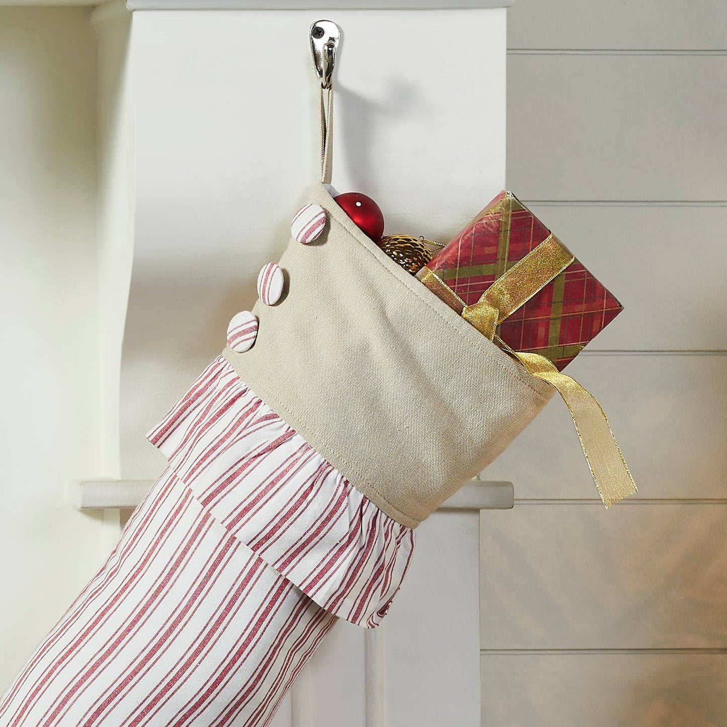 Timeless Ticking Red Stocking 20Lx12W