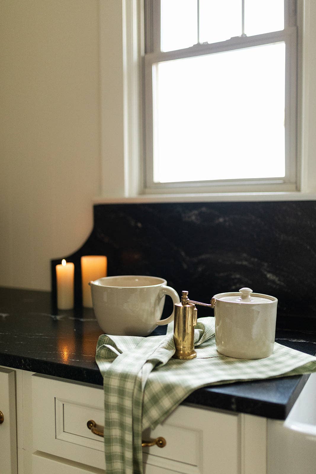 The Stoneware Canister with Lid | Handmade Pottery