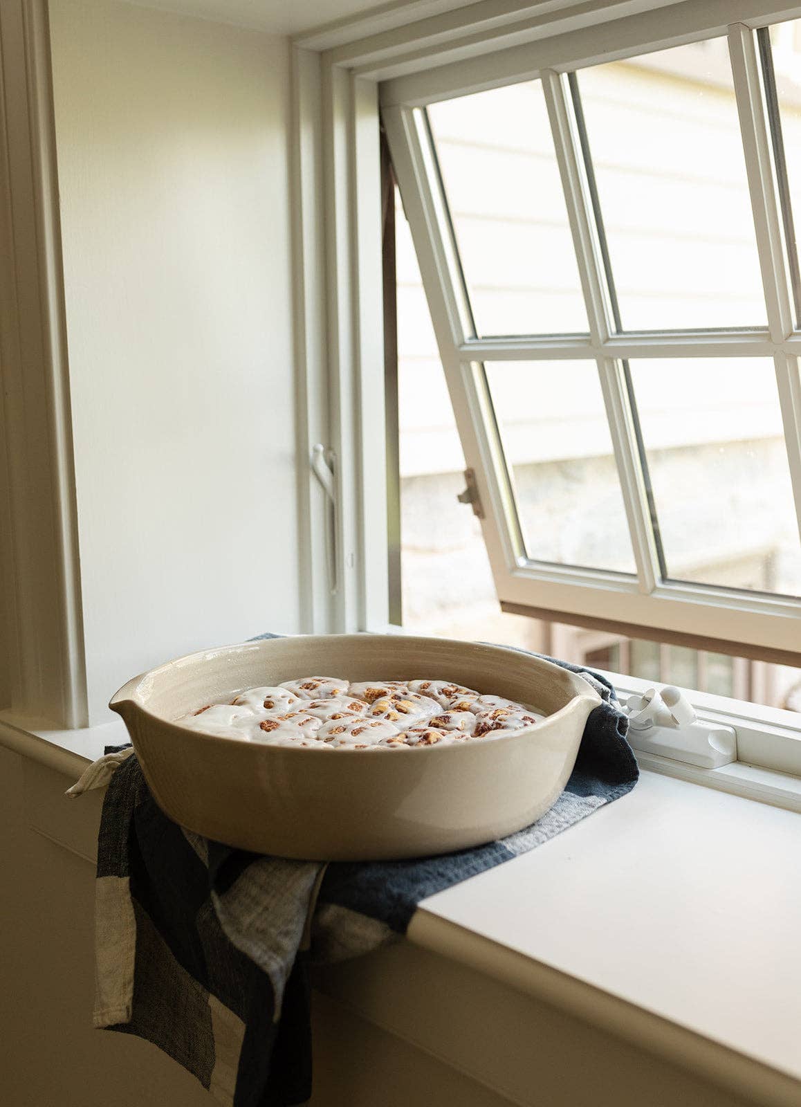 The Stoneware Bake Dish | Pottery Baking Pan