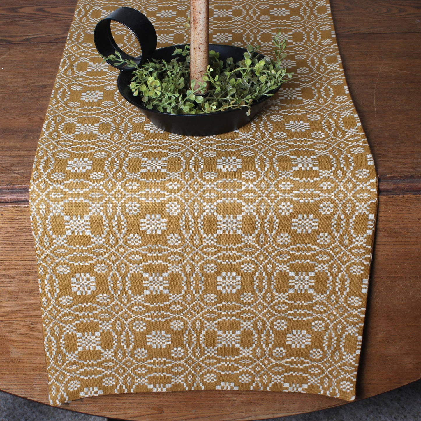 Lover's Knot Mustard Table Runner